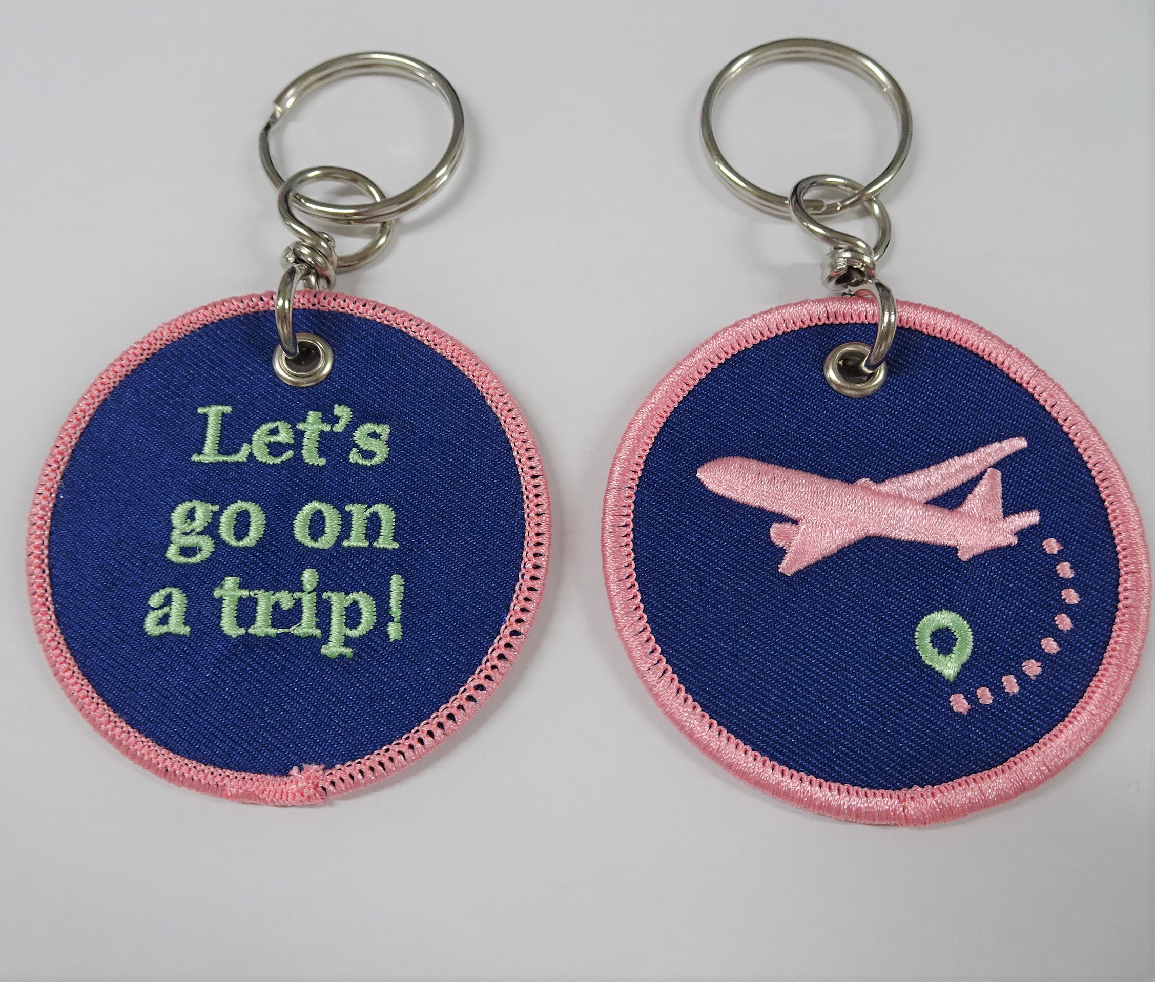 『Let’s go on a trip!』　刺繍タイプオリジナルラウンド型キーチェーン