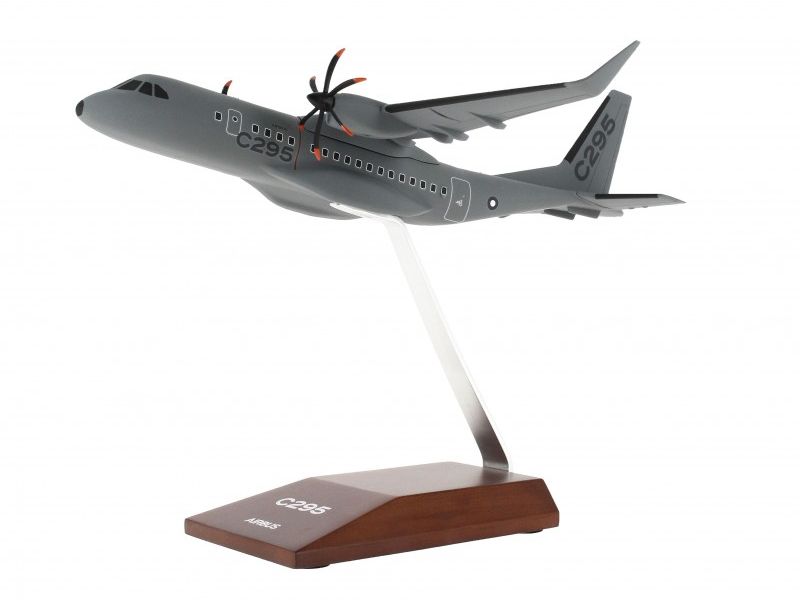 【AIRBUS】 エアバス Executive C295 ダイキャスト モデル（1/100）