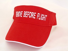 『REMOVE BEFORE FLIGHT』　バイザー（赤）