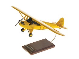 マホガニーモデル　パイパーカブ（ＰｉｐｅｒＣｕｂ）モデル１／２