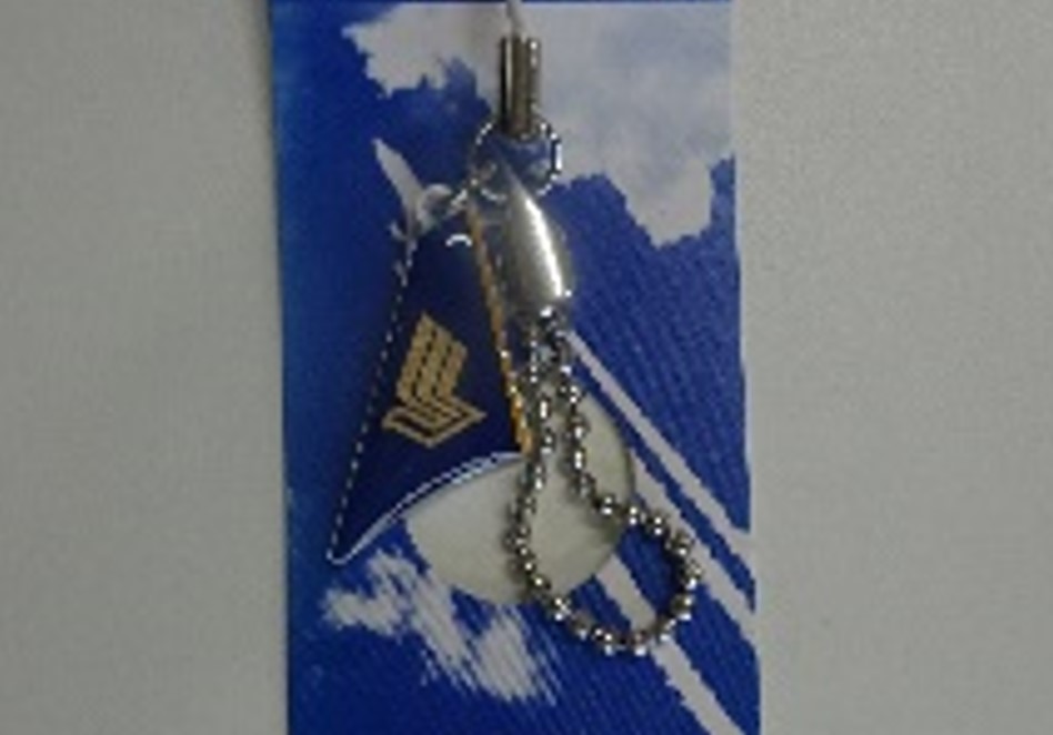 【Wing Strap】　シンガポール航空　つばさストラップ