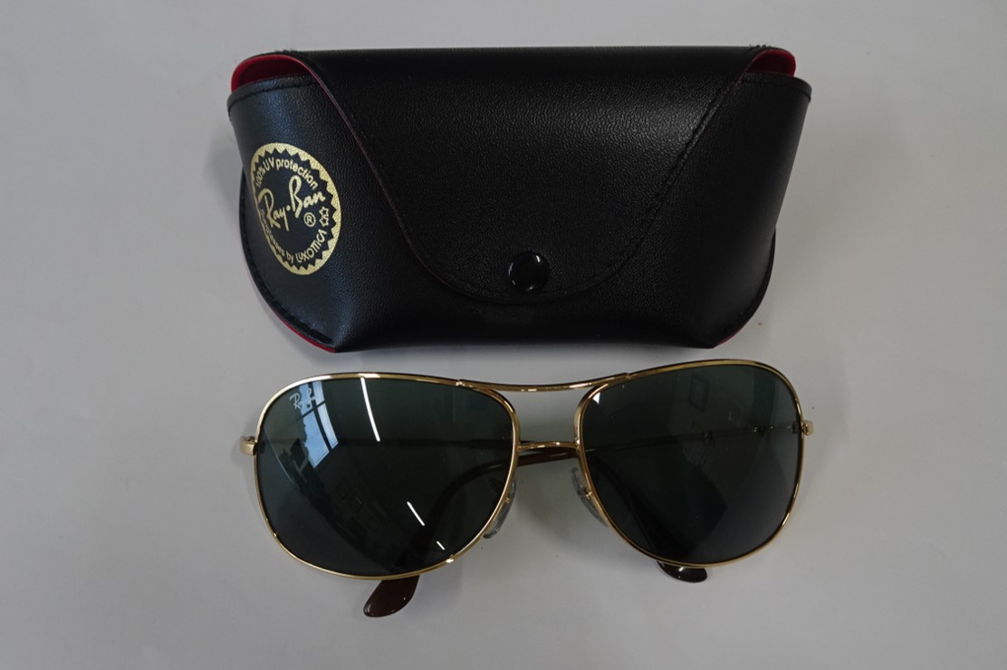 ※ジャンク品　Ray Ban　アビエーターサングラス