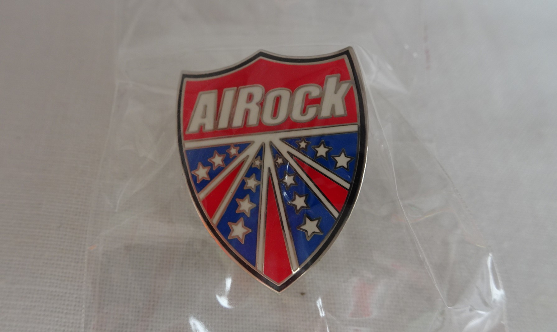 AIROCK ピンバッチ