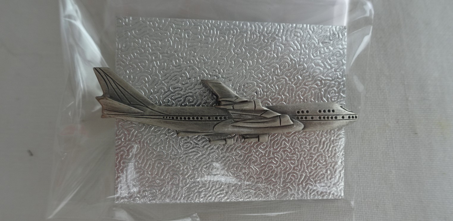 飛行機 ネクタイピン