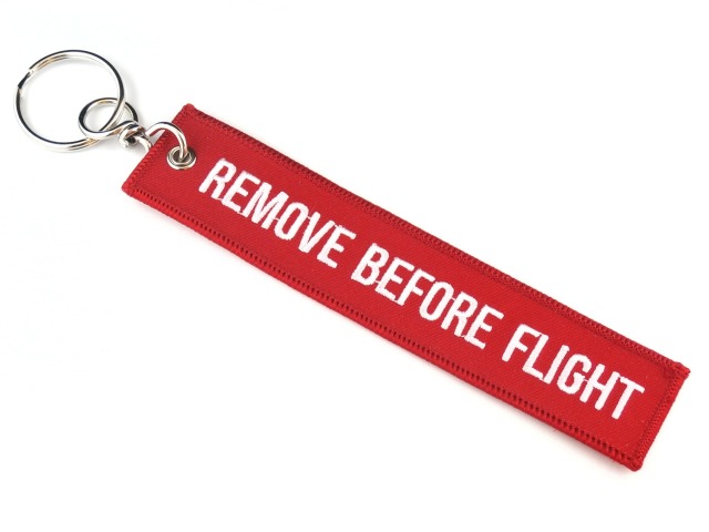 『REMOVE BEFORE FLIGHT』 (刺繍タイプ/赤)　キーチェーン